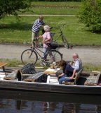 Unterwegs im Spreewald, mit Kahn und Fahrrad Foto: spreewald-info.de