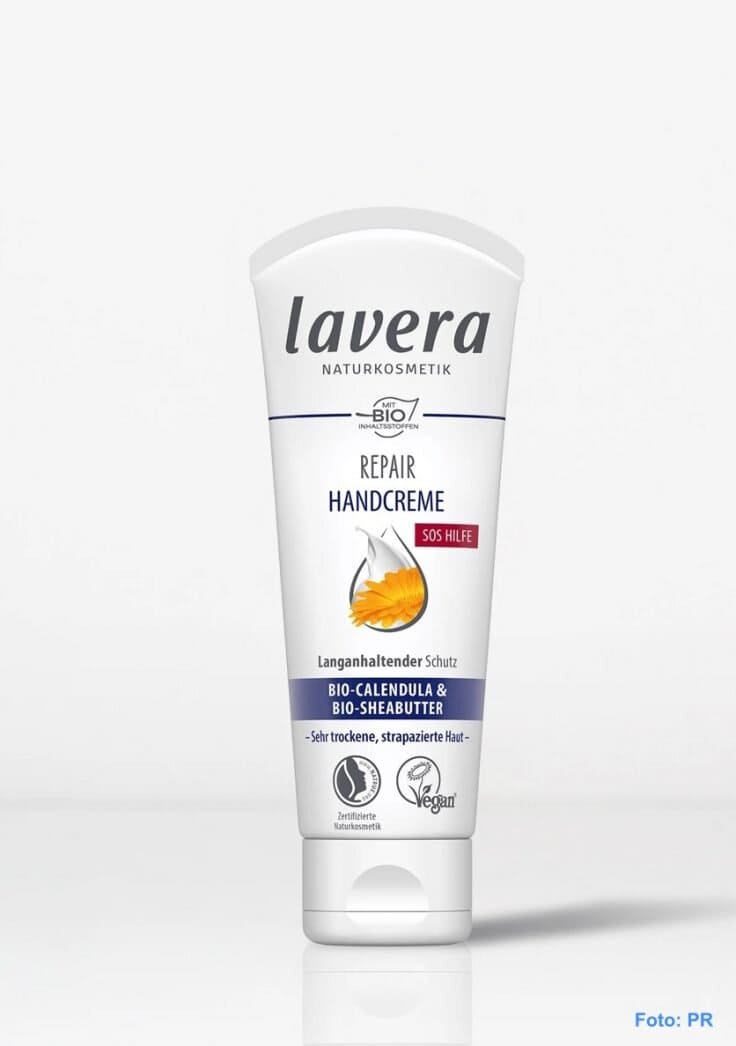 Eine Tube Handcreme von Lavera